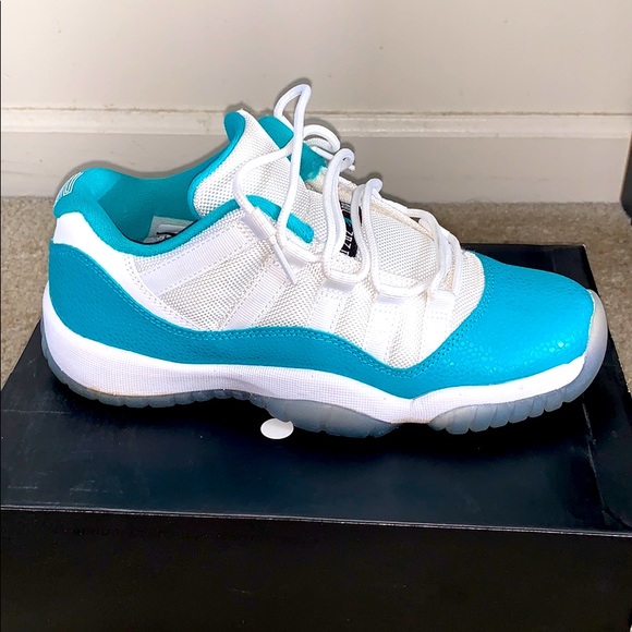 Air Jordan Aqua 11s - Picture 6 of 6